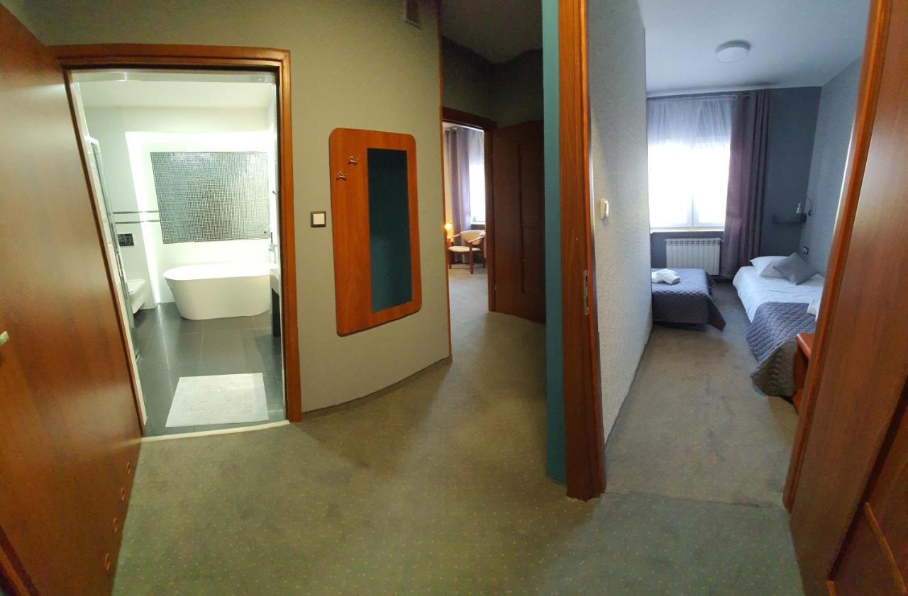 Hotel Bursztynowy Jozefow na Wisla Εξωτερικό φωτογραφία