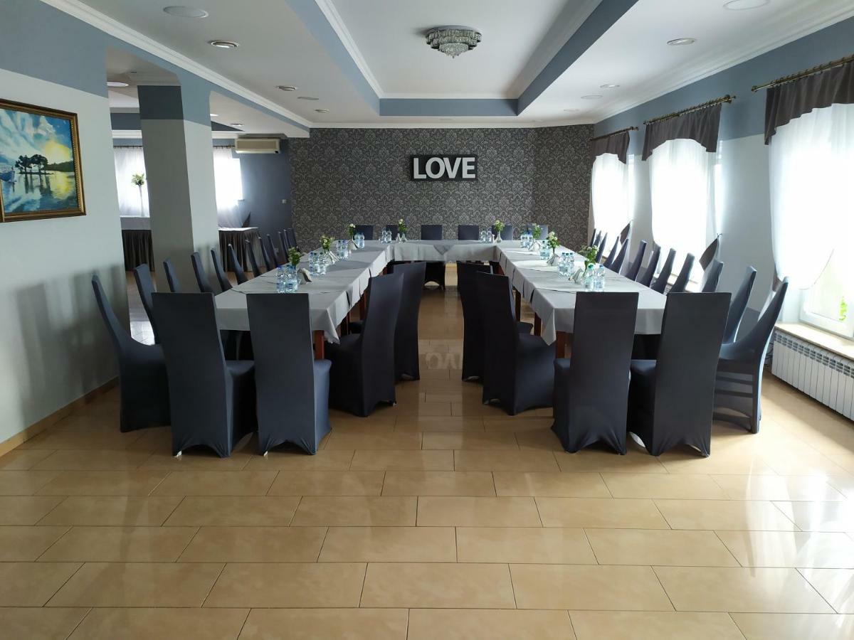 Hotel Bursztynowy Jozefow na Wisla Εξωτερικό φωτογραφία