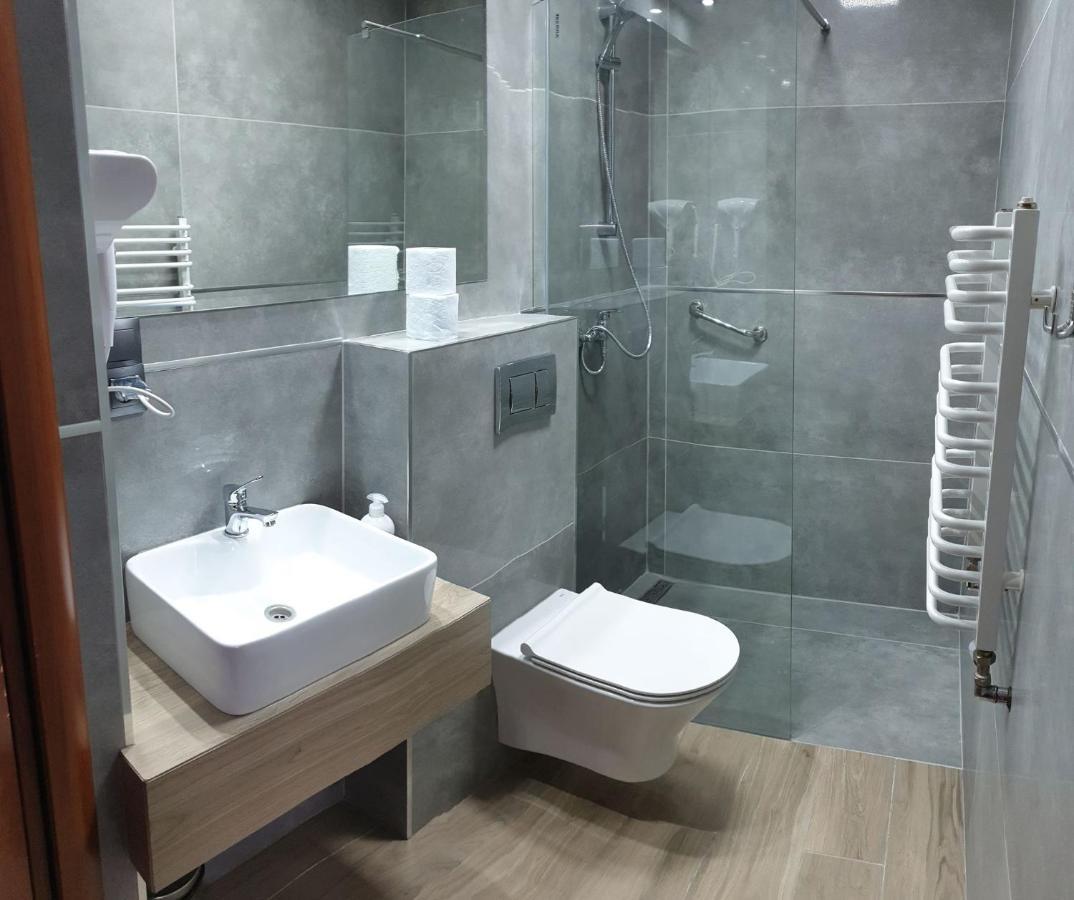 Hotel Bursztynowy Jozefow na Wisla Εξωτερικό φωτογραφία